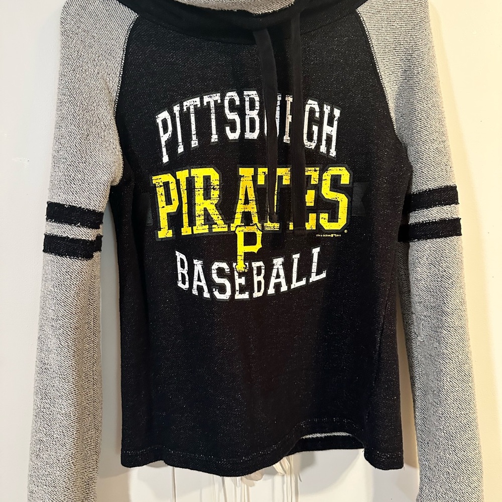 Genuine Merchandise Black and Gray Pittsburgh Pirates Hoodie